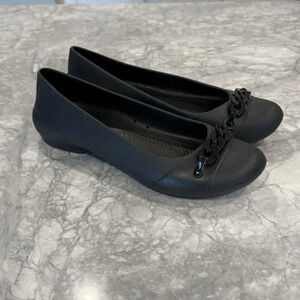 CROCS Women's Gianna Link Black Ballet Flats with chain Sz 10